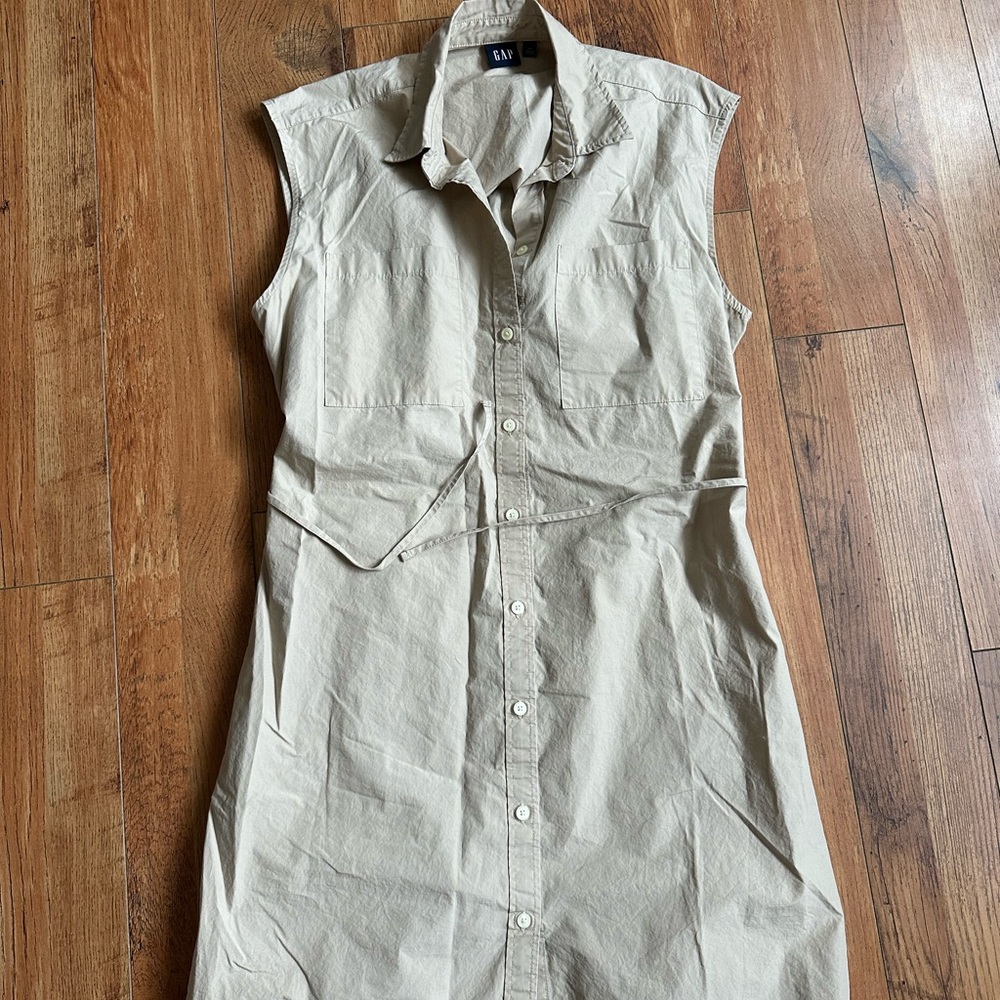 Open back Gap dress